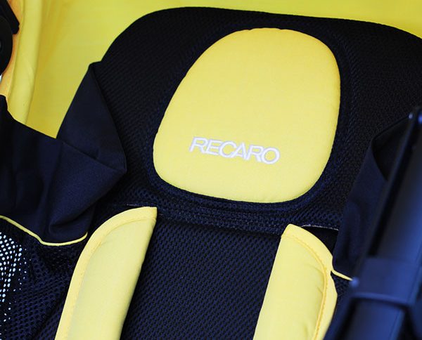 کالسکه مسافرتی Recaro گزینه‌ای امن و راحت برای حمل‌ونقل کودک در مسیرهای داخل شهری و مسافرت است.