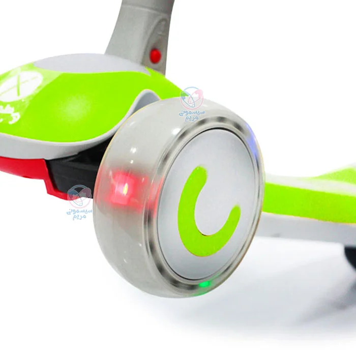 اسکوتر نشیمن دار چیپولینو با چرخهای چراغدار و تحمل وزن 90 کیلوگرم