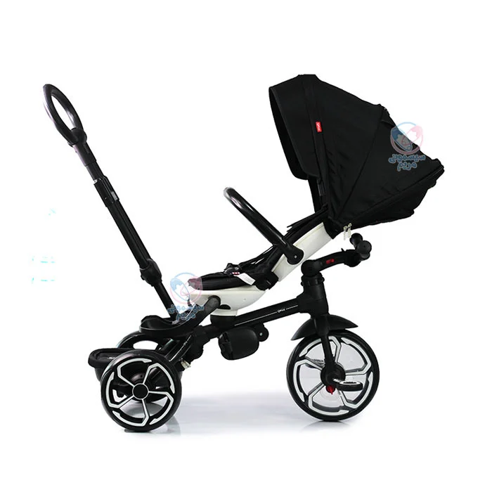 در سه چرخه Qplay مدل Prime، طراحی جاپایی در حالت رو به مادر باعث شده پای کودک آویزان نماند.