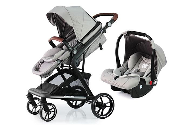 جنس پارچه سایبان کالسکه و کریر باید کیفیت فوقالعاده بالایی داشته باشد.