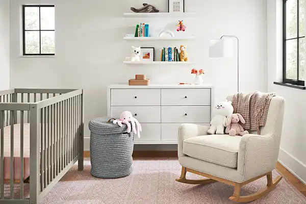 خرید یک دراور استاندارد به شما کمک می‌کند حتی در اتاق کوچک کودک خود، وسایل زیادی را جا دهید.