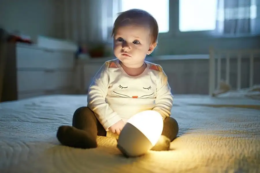 چراغ خواب کودک نسبت به لامپ‌های عادی مصرف انرژی کمتری دارد.