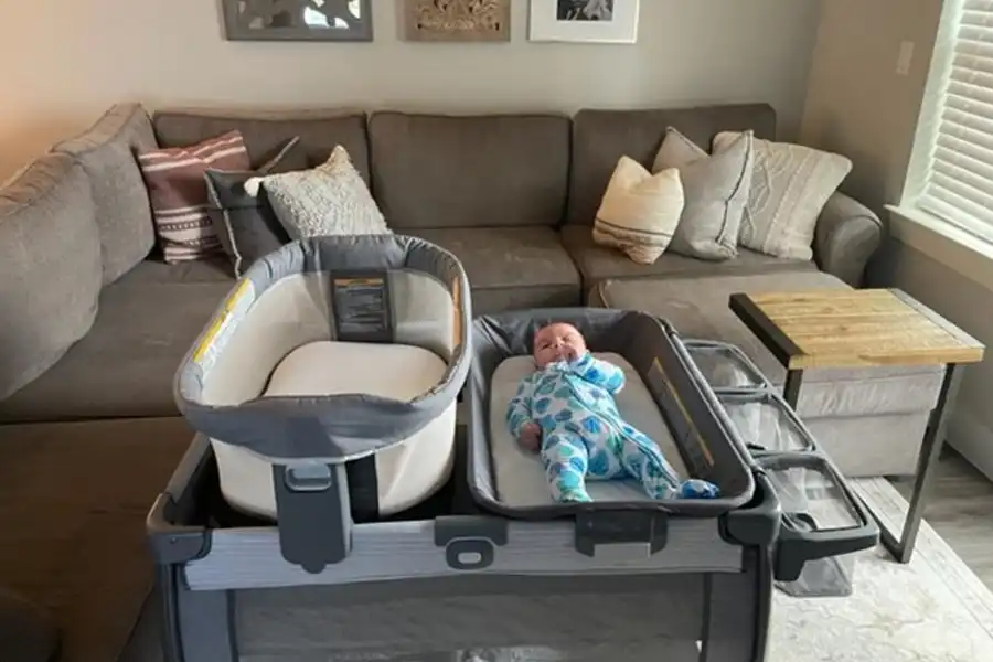 هنگام خرید تخت و پارک، مطمئن شوید که میتوانید به راحتی آن را جابهجا کنید.