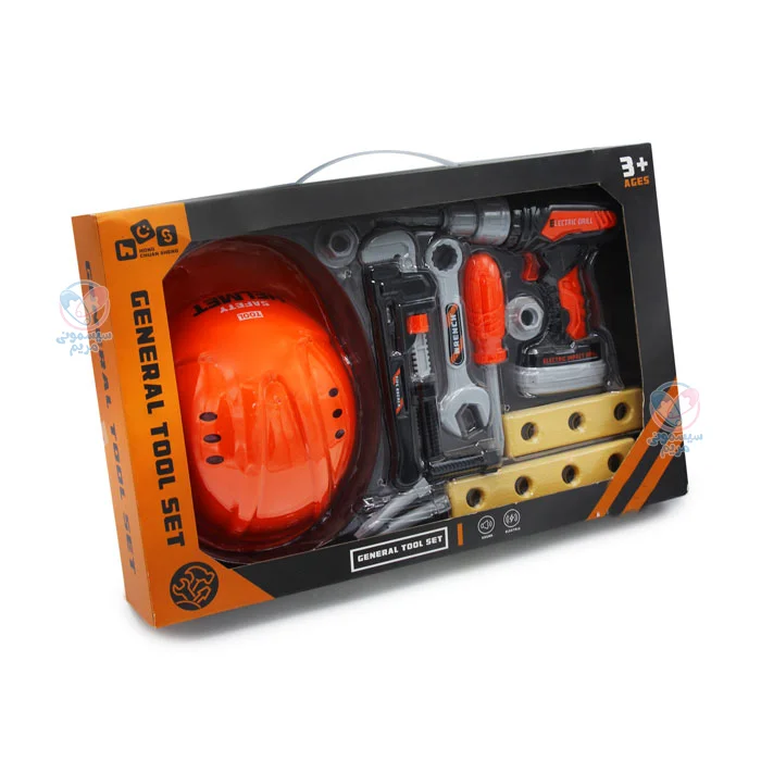 محتویات این بسته، شامل 13 تکه، از جمله کلاه ایمنی، آچار فرانسه، پیچگوشتی، دریل، پیچ ومهره و... است.