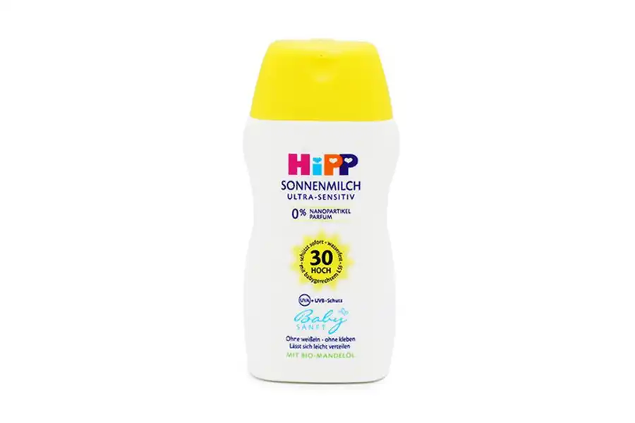 ضد آفتاب‌های Hipp به‌خاطر وجود روغن بادام و گلیسیرین به خوبی از پوست فرزندان شما در برابر نور خورشید محافظت می‌کند.