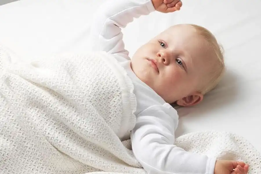 از آنجایی که کیفیت بالا دوام محصول را تضمین میکند، لازم است که هنگام خرید پتو نوزاد، بهدنبال یک محصول با کیفیت باشید.