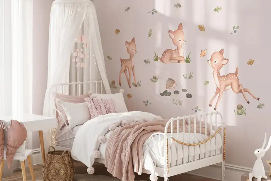 استفاده از رنگهای پاستیلی، کودک را به خوابی آرام تشویق میکند و از اضطراب و تنش او میکاهد.