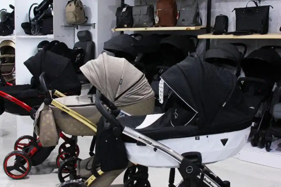 کلیه محصولات سیسونی مریم با قیمتهای رقابتی، طرحهای تخفیف و جشنوارههای فروش گوناگون در طول سال به صورت حضوری و آنلاین در اختیار شما است.