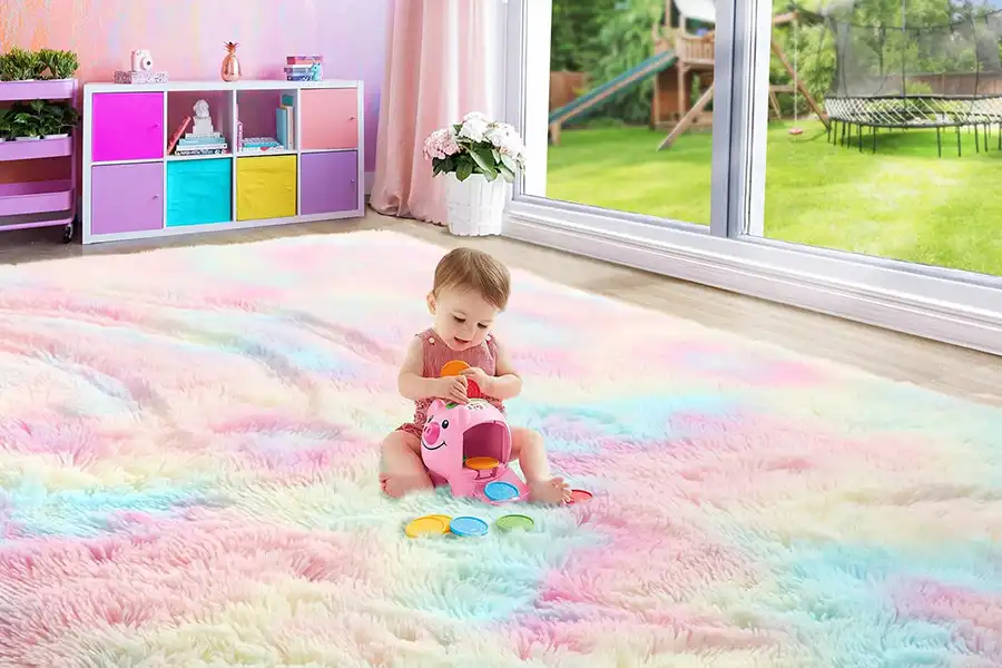 فرشها بهدلیل خاصیت عایقبودن، به حفظ دمای مطلوب اتاق کمک میکنند.