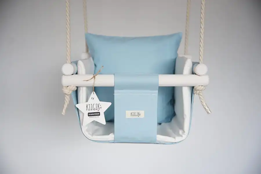 کودک تا زمانی که به حداکثر وزن برای تاب برسد، میتواند از آن استفاده کند.