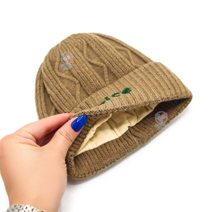 تهیه شده از کاموا نرم، باکیفیت و ضد حساسیت