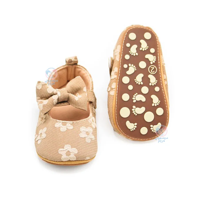 با کفی ضد لغزش، مناسب برای کودکان 3 تا 12 ماه