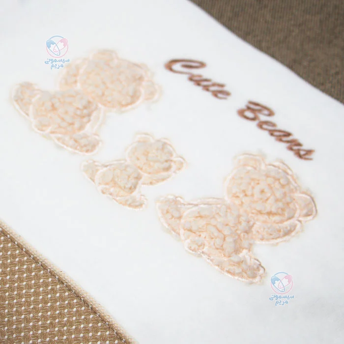 محصولی تهیه شده از الیاف مخمل ضد حساسیت، با طراحی کودکانه طرح خرس و خانواده