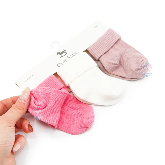 دارای بافتی کشسان و انعطافپذیر