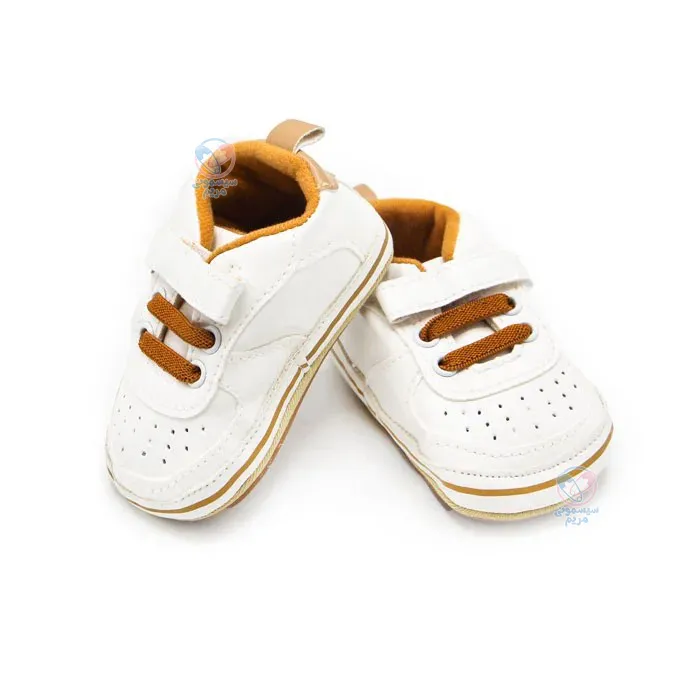 پاپوش بندی و چسبی نایک مناسب استفاده روزمره و هماهنگ با انواع لباسها