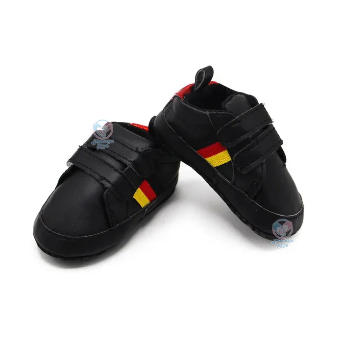 پاپوش مشکی بغل سه خط دو چسبی پاپو Papo طراحی سبک و راحت