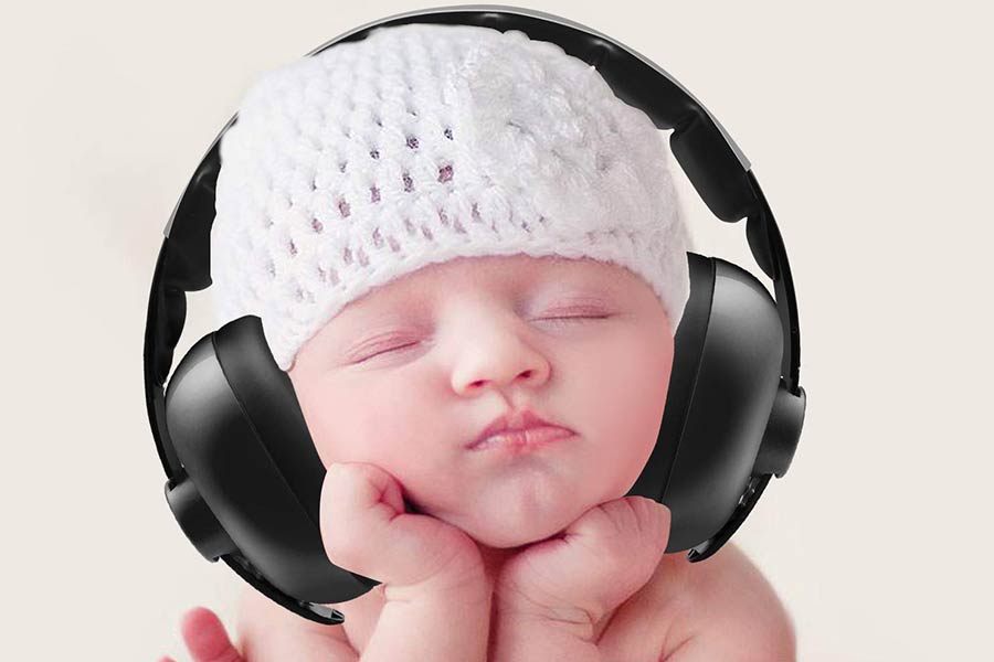 گوشگیر Ear Protection با هدبند پددار و گوشکاپهای نرم، برای نوزادان ۳ ماهه تا کودکان نوپا طراحی شده است.