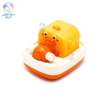 جوجه اردک کوکی داخل آب HY-08