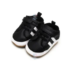 پاپوش مشکی بغل دو خط سفید چسبی مسترشوز Mrshoes